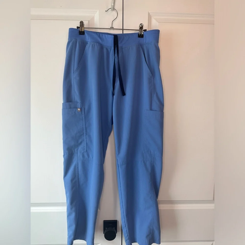 Figs Men’s Axim Cargo Scrub Pants Ceil Blue (Size M/S)
